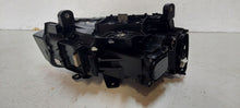 Laden Sie das Bild in den Galerie-Viewer, Frontscheinwerfer Audi Q2 81A941033B Full LED Links Scheinwerfer Headlight