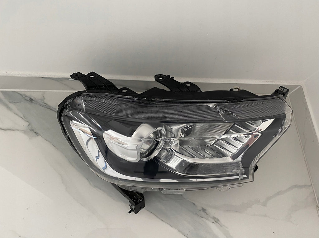 Frontscheinwerfer Ford Ranger Rechts Scheinwerfer Headlight