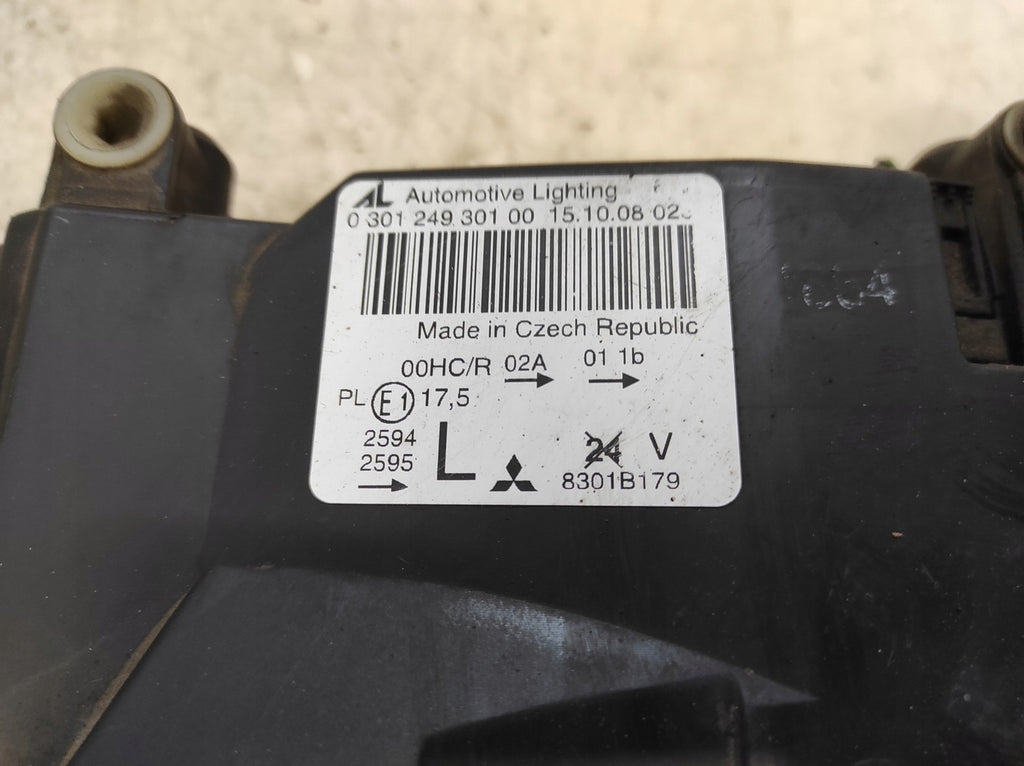 Frontscheinwerfer Mitsubishi Colt I 8301B179 Links Scheinwerfer Headlight SCH5977463843jc