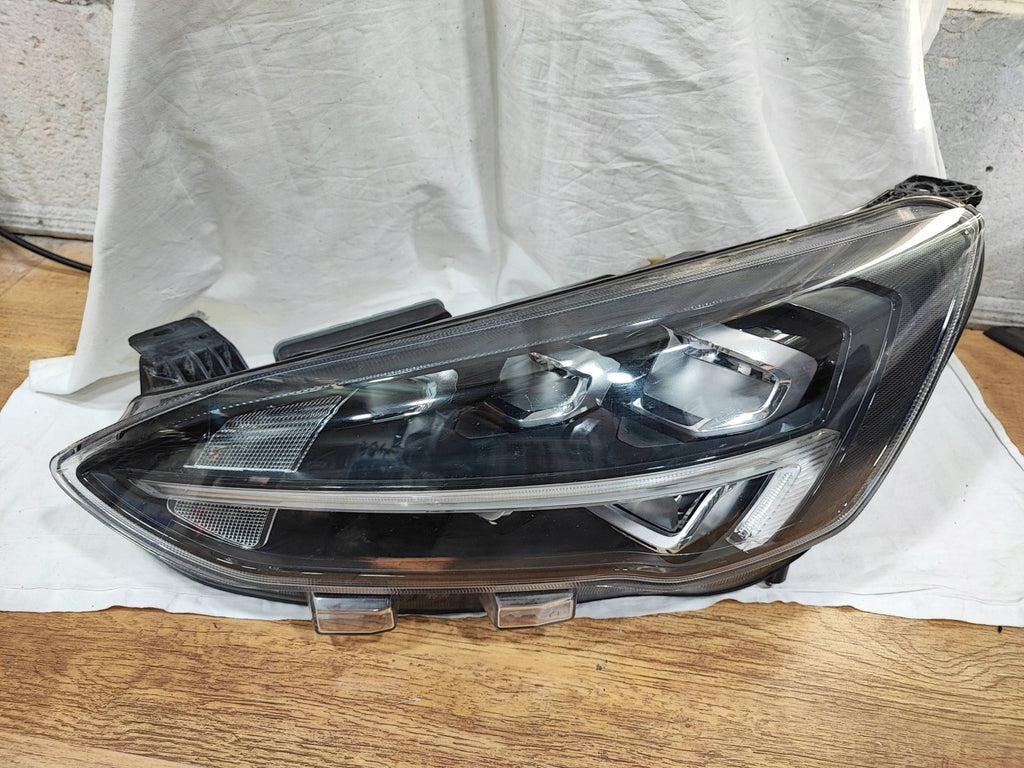 Frontscheinwerfer Ford Focus JX7B13E015CE Links Scheinwerfer Headlight SCH2881066285zt