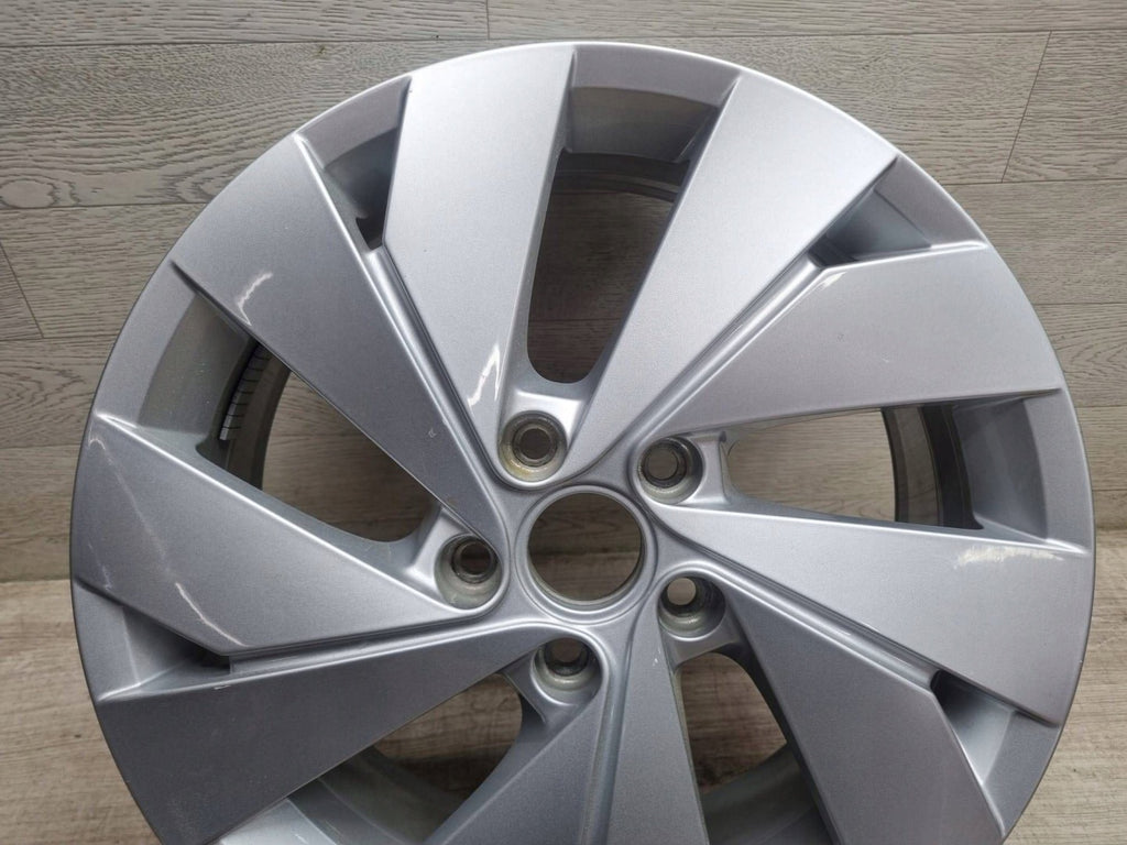 1x Alufelge 17 Zoll 5x112 46ET 5H0601025B VW Golf Viii Rim Wheel FEL1858084416cs