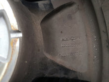 Laden Sie das Bild in den Galerie-Viewer, 1x Alufelge 17 Zoll 6.5" 4x108 32ET Peugeot 208 Rim Wheel FEL9063255219kd