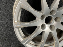 Laden Sie das Bild in den Galerie-Viewer, 1x Alufelge 17 Zoll 5x112 38ET Glanz Silber 8W0601025C Audi A4 B9 Rim Wheel FEL4209156971xy