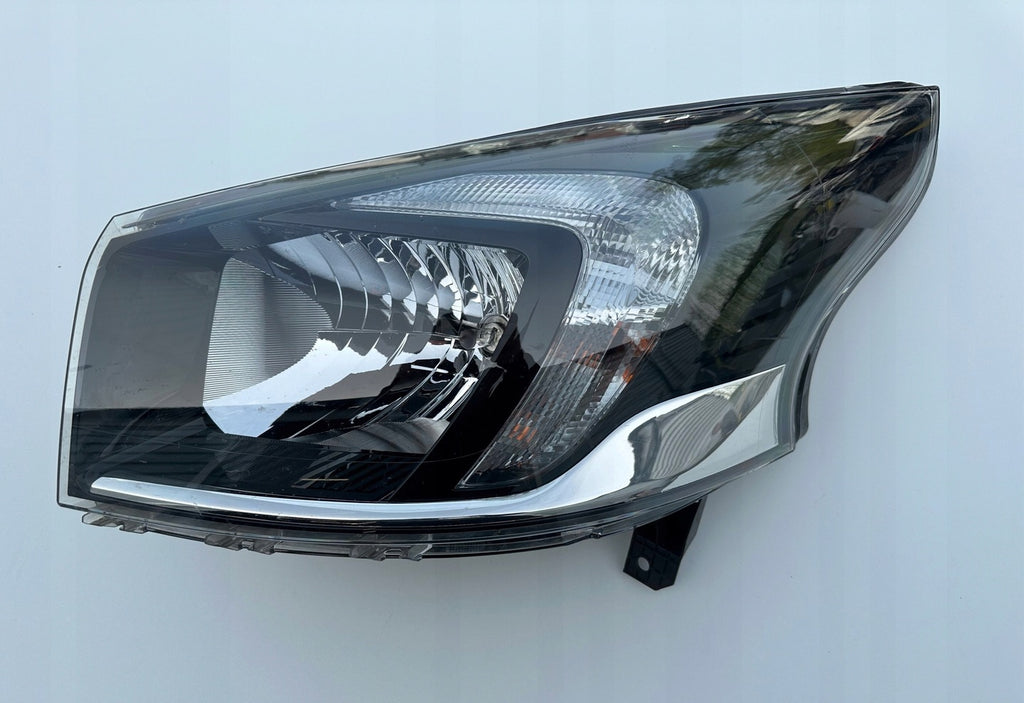 Frontscheinwerfer Opel Vivaro Trafic III 93867960 Links Scheinwerfer Headlight