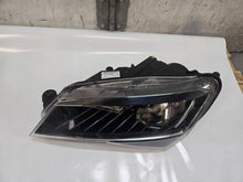 Laden Sie das Bild in den Galerie-Viewer, Frontscheinwerfer Skoda Superb 3V1941015A Links Scheinwerfer Headlight SCH5856896738cp