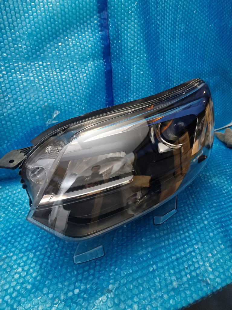 Frontscheinwerfer Opel Zafira Vivaro 1656228080-00 LED Links Headlight