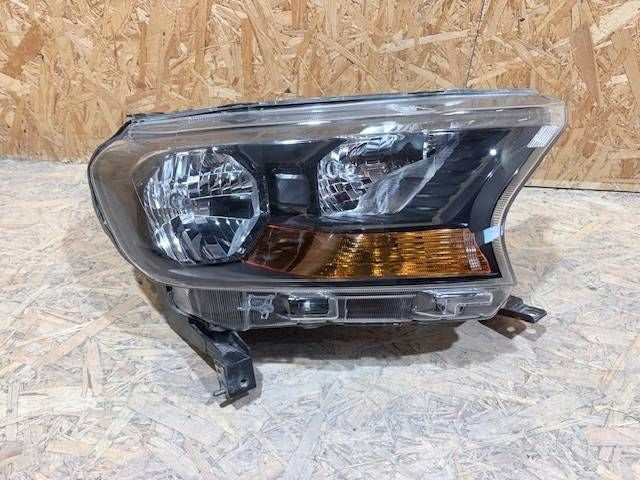 Frontscheinwerfer Ford Ranger EB3B13W029 Rechts Scheinwerfer Headlight SCH2912531710wt