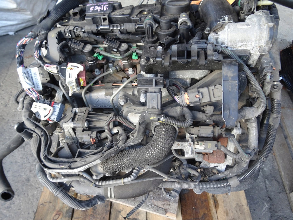 Motor Peugeot 5008 9H05 1.6 HDI 120TKm 2013 Diesel Engine Komplett