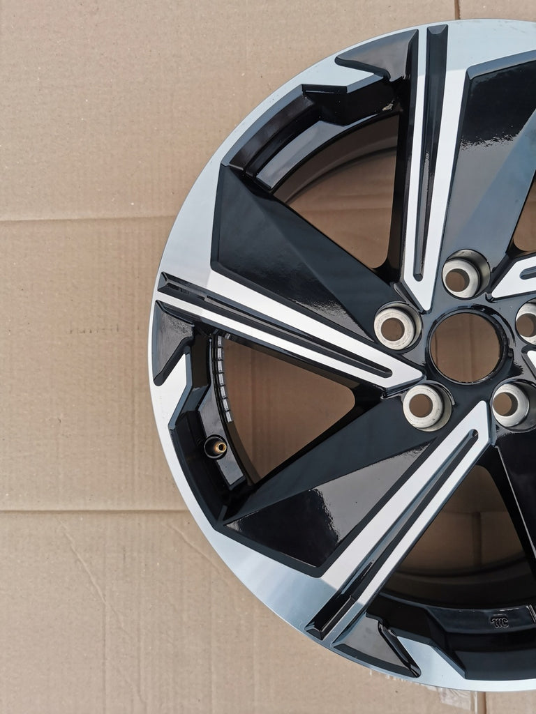 1x Alufelge 18 Zoll 7.0" 5x114.3 38ET Mitsubishi Eclipse Cross Rim Wheel