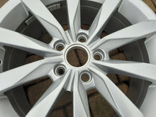 Laden Sie das Bild in den Galerie-Viewer, 1x Alufelge 17 Zoll 7.0" 5x112 49ET VW Golf Rim Wheel FEL3135594247ev
