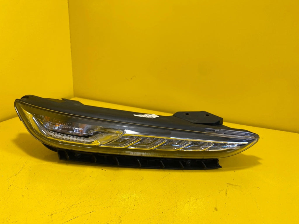 Frontscheinwerfer Hyundai Kona 92207 LED Rechts Scheinwerfer Headlight SCH6343838921vj