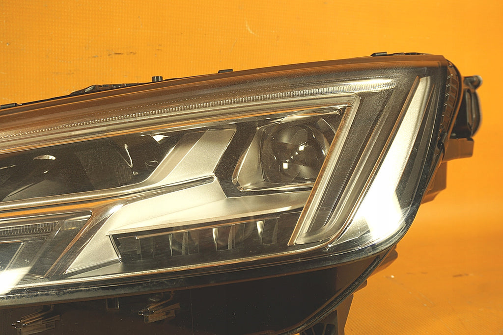 Frontscheinwerfer Audi A4 8W0941033 8W0941034 Full LED Ein Satz Headlight