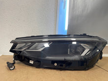 Laden Sie das Bild in den Galerie-Viewer, Frontscheinwerfer VW Passat 3J1941005 Full LED Ein Stück (Rechts oder Links) SCH3380886898in