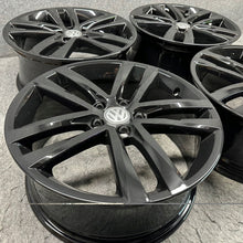 Laden Sie das Bild in den Galerie-Viewer, 4x Alufelge 18 Zoll 7.5" 5x112 51ET Glanz Schwarz 5G0601025AF VW Golf Vii FEL3964717910mj
