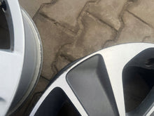 Load image into Gallery viewer, 1x Alufelge 18 Zoll 8.0&quot; 5x108 45ET MX63-1007-BB Jaguar Rim Wheel