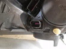 Laden Sie das Bild in den Galerie-Viewer, Frontscheinwerfer Renault Clio 260106624R Rechts Scheinwerfer Headlight SCH5537410636iy