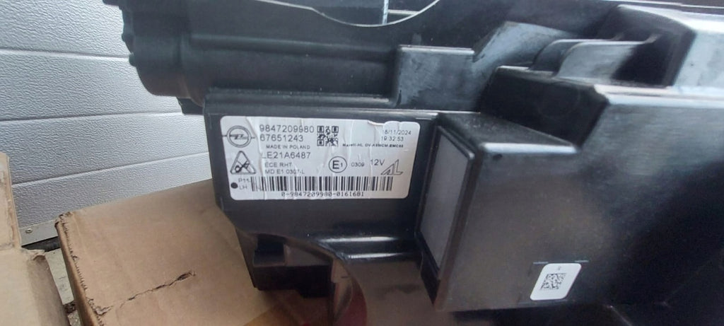 Frontscheinwerfer Opel Zafira C 67651244 67651243 Full LED Rechts oder Links SCH7492803735su