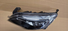 Load image into Gallery viewer, Frontscheinwerfer Opel Astra 13371595 Links Scheinwerfer Headlight SCH2379740185eu