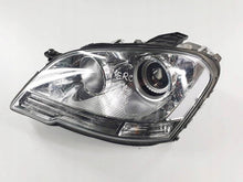 Laden Sie das Bild in den Galerie-Viewer, Frontscheinwerfer Mercedes-Benz W164 A1648207361 Links Scheinwerfer Headlight SCH8081419989cf