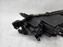 Laden Sie das Bild in den Galerie-Viewer, Frontscheinwerfer Toyota Hilux VIII SPP18194 Links Scheinwerfer Headlight SCH3403516120vr