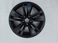 Laden Sie das Bild in den Galerie-Viewer, 1x Alufelge 17 Zoll 7.0&quot; 5x100 45ET 57A601025C Skoda Karoq Rim Wheel