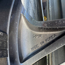 Load image into Gallery viewer, 1x Alufelge 19 Zoll 5x114.3 52910S1330 Hyundai Santa I Fe Rim Wheel FEL5249167770jr