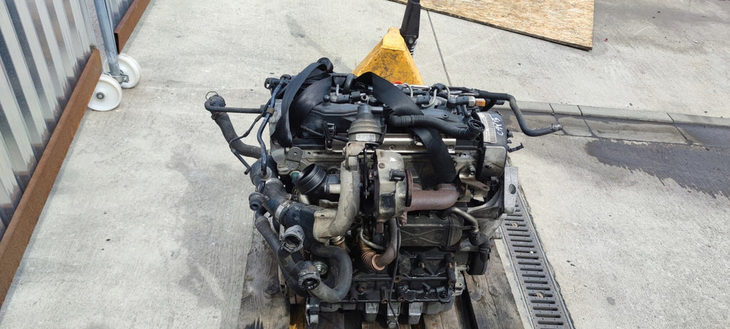 Motor Audi Skoda VW CAYB 1.6 TDI 90PS 66kW Diesel Engine Komplett