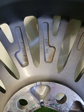 Load image into Gallery viewer, 1x Alufelge 18 Zoll 7.0&quot; 5x114.3 4250F625 Mitsubishi Rim Wheel