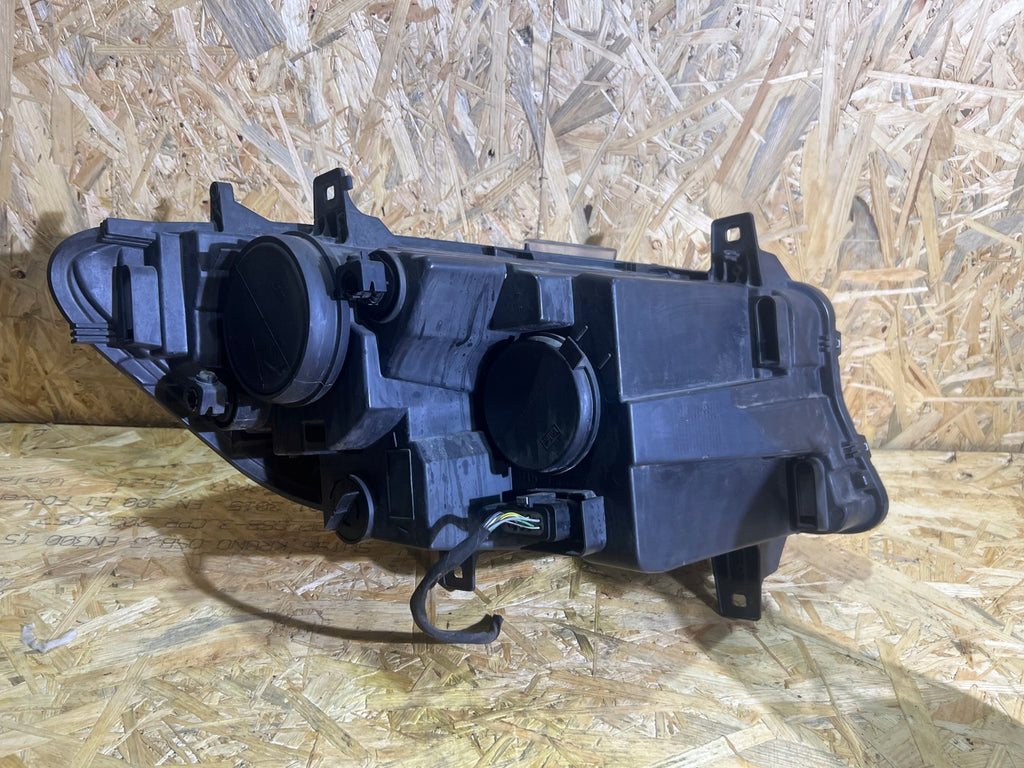 Frontscheinwerfer Mercedes-Benz Sprinter A9109060000 Links Headlight