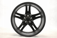 Laden Sie das Bild in den Galerie-Viewer, 4x Alufelge 18 Zoll 8.0&quot; 5x112 41ET Glanz Schwarz A2224011900 Mercedes-Benz W222