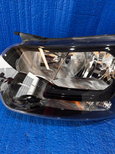 Laden Sie das Bild in den Galerie-Viewer, Frontscheinwerfer Ford Transit GK31-13W030-BC Links Scheinwerfer Headlight