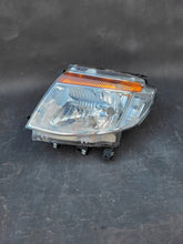 Laden Sie das Bild in den Galerie-Viewer, Frontscheinwerfer Ford Ranger AB39-13W030-FF Links Scheinwerfer Headlight