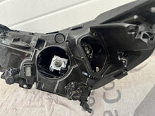 Laden Sie das Bild in den Galerie-Viewer, Frontscheinwerfer Opel Astra 39047199 Rechts Scheinwerfer Headlight SCH1737013054gq