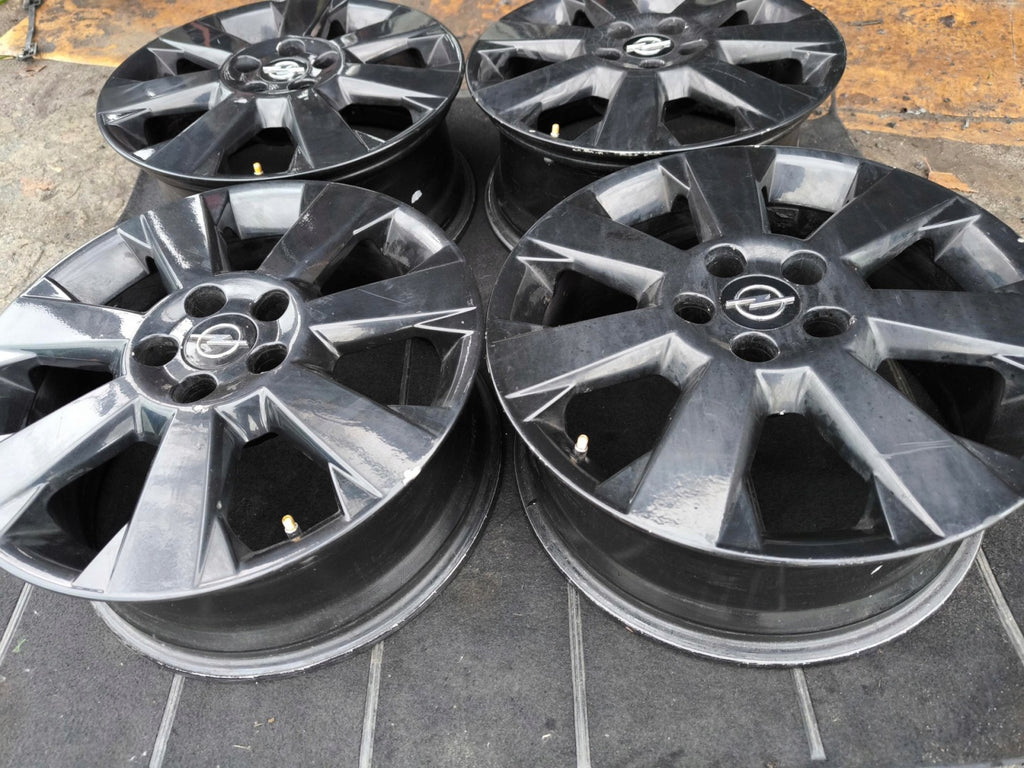 4x Alufelge 17 Zoll 7.0" 5x110 41ET Opel Signum Vectra Zafira Meriva Rim Wheel FEL4348402885cc