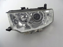 Laden Sie das Bild in den Galerie-Viewer, Frontscheinwerfer Mitsubishi Pajero I Sport 8301A877 Links Headlight SCH7673105137df