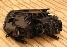 Laden Sie das Bild in den Galerie-Viewer, Frontscheinwerfer Dacia Duster II Fl 260602465R LED Links Scheinwerfer Headlight