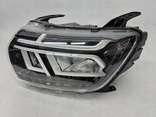 Laden Sie das Bild in den Galerie-Viewer, Frontscheinwerfer Dacia Duster 260602465R LED Links Scheinwerfer Headlight