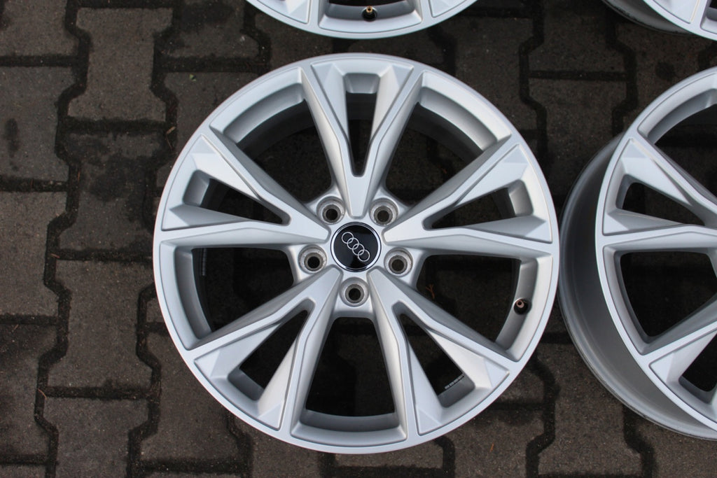 4x Alufelge 18 Zoll 7.0" 5x112 43ET Glanz Silber 83A601025K Audi Q3 Rim Wheel FEL3395648800ae