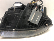 Laden Sie das Bild in den Galerie-Viewer, Frontscheinwerfer Audi A6 C5 Xenon Rechts Scheinwerfer Headlight SCH4348273731gi