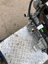 Load image into Gallery viewer, Motor Ford Kuga I LX6E-6007-DA 2.5 26TKm Hybrid Engine Unkomplett MOT9399519955dk