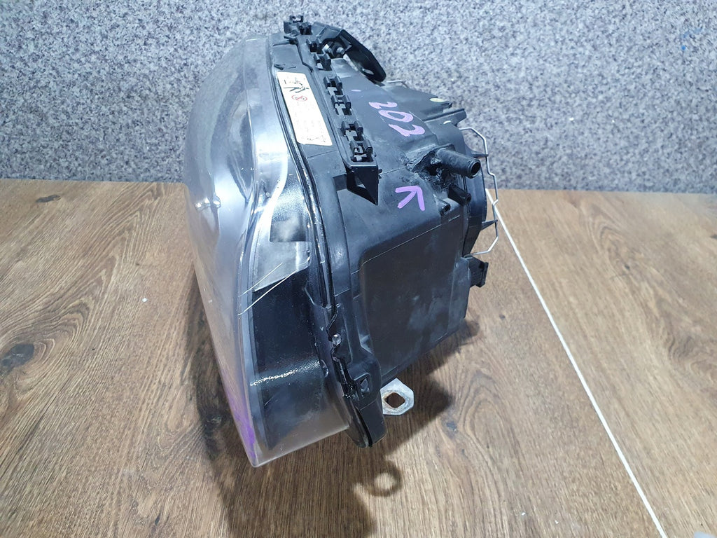Frontscheinwerfer BMW 1 E87 Xenon Rechts Scheinwerfer Headlight SCH2026884430td