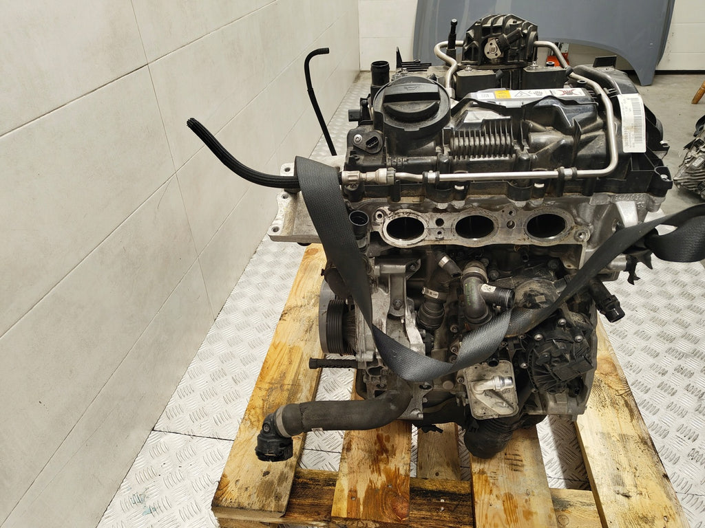 Motor BMW F45 F40 F46 B38A15A 1.5 120TKm 2021 Benzin Engine Unkomplett