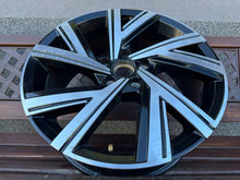 Load image into Gallery viewer, 1x Alufelge 18 Zoll 7.5" 5x112 51ET Glanz Schwarz 5H0601025M VW Golf Viii FEL9122463507ss