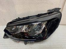 Laden Sie das Bild in den Galerie-Viewer, Frontscheinwerfer Peugeot 208 II 73313327 Full LED Links Scheinwerfer Headlight SCH2903108737vb