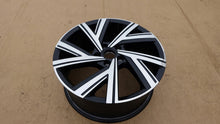 Laden Sie das Bild in den Galerie-Viewer, 1x Alufelge 18 Zoll 7.5" 5x112 51ET Glanz Schwarz 5H0601025M VW Golf Rim Wheel FEL5795309620xh