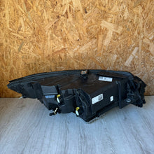 Laden Sie das Bild in den Galerie-Viewer, Frontscheinwerfer Land Rover Sport MK72-13W029-EB MK72-13W030-EB Ein Satz SCH7161225531lp