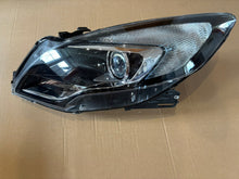 Laden Sie das Bild in den Galerie-Viewer, Frontscheinwerfer Opel Zafira C 39009021 Links Scheinwerfer Headlight SCH3383685736de