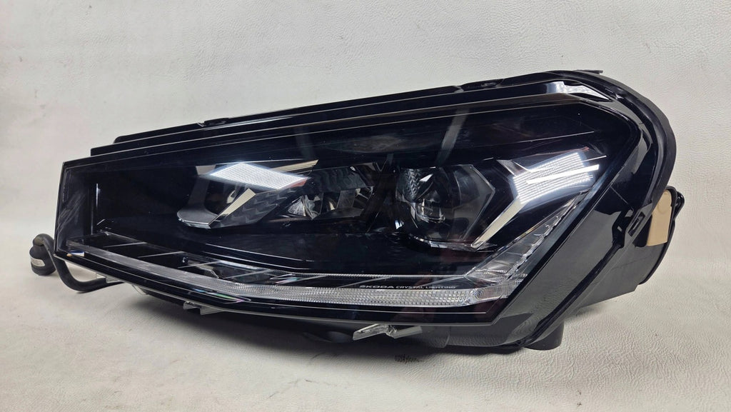Frontscheinwerfer Skoda Fabia IV 6VB941015B Links Scheinwerfer Headlight SCH9049561893bx