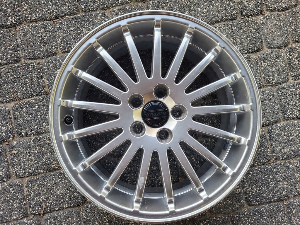 1x Alufelge 17 Zoll 7.5" 5x108 43ET Silber 8672088 Volvo Rim Wheel