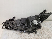 Laden Sie das Bild in den Galerie-Viewer, Frontscheinwerfer Mazda Bm B63C-51030 4095495300 LED Rechts Headlight SCH4185533780nw